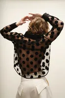 Черная рубашка 