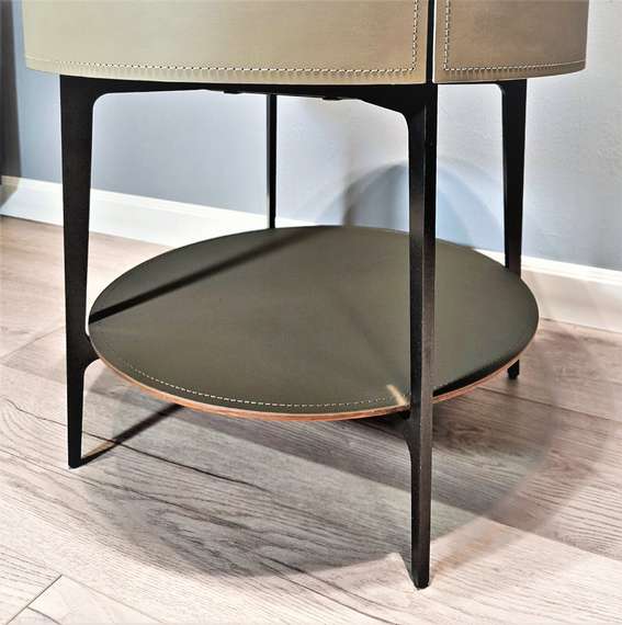 Прикроватная тумбочка-столик 4536 с ящиком и полкой