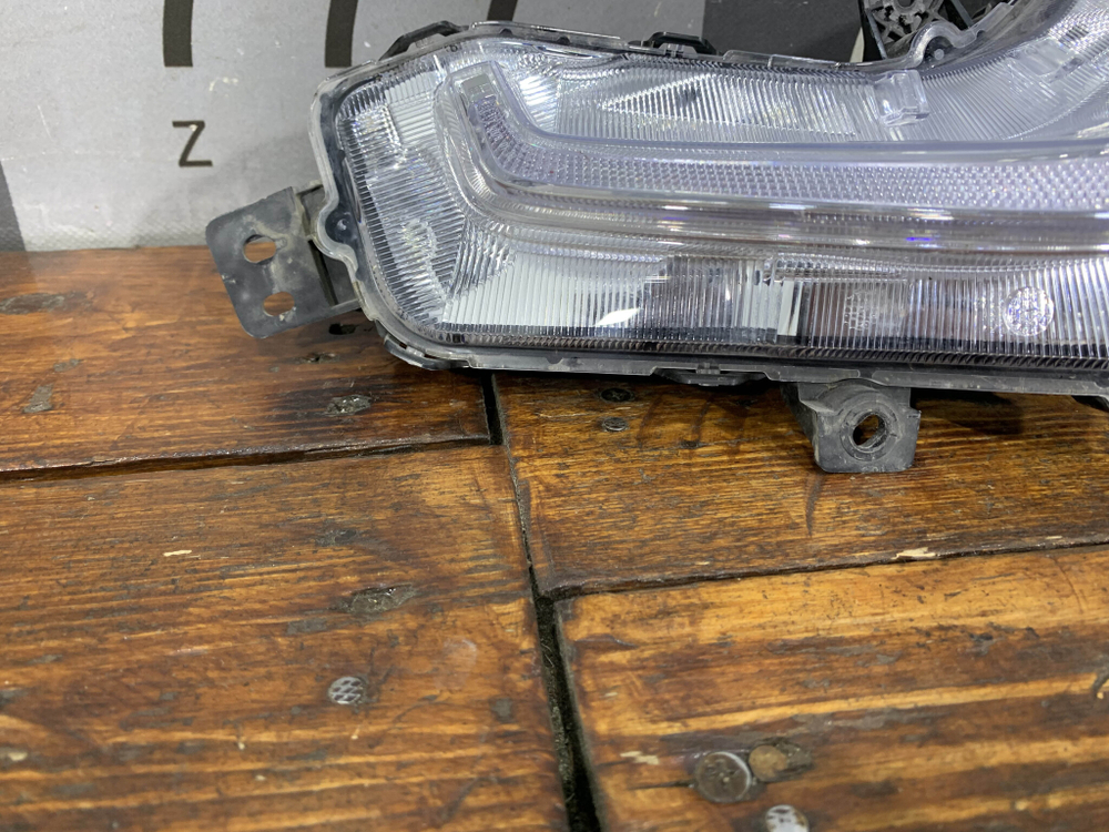 ДХО правый Haval Jolion 21-нв Б/У Оригинал 4137101XST01A