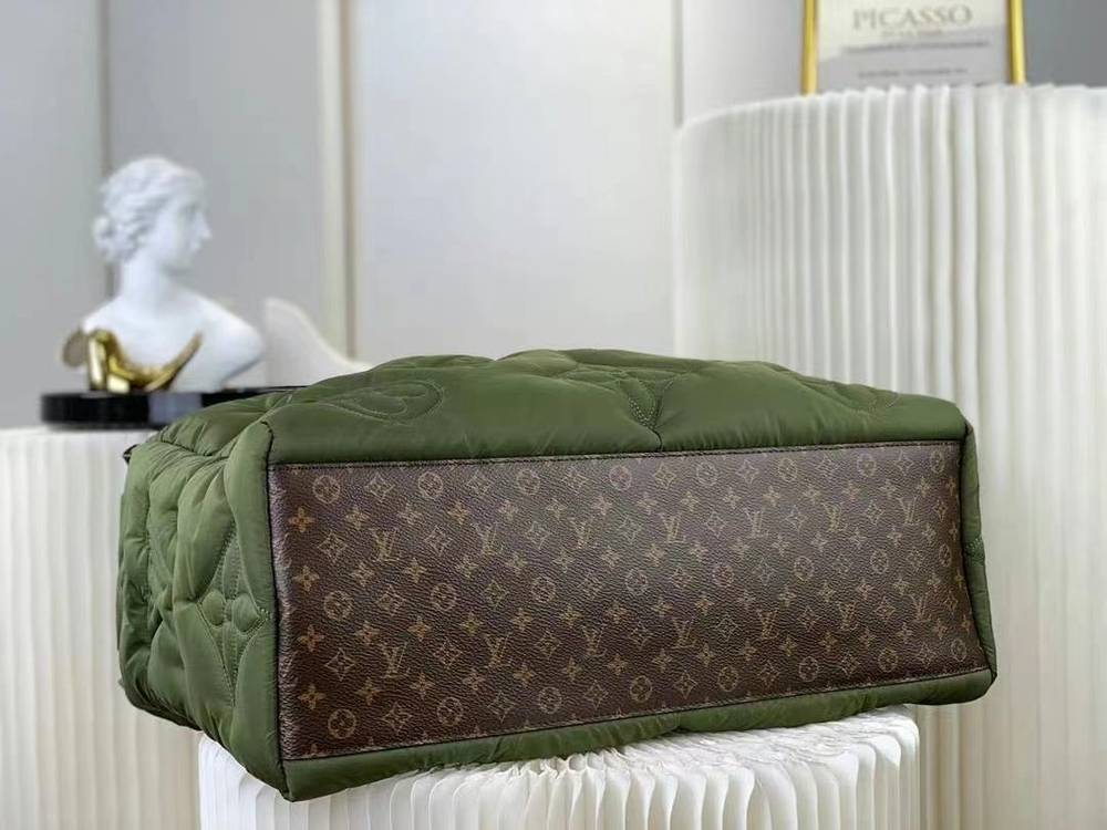 Louis Vuitton Pillow Onthego GM