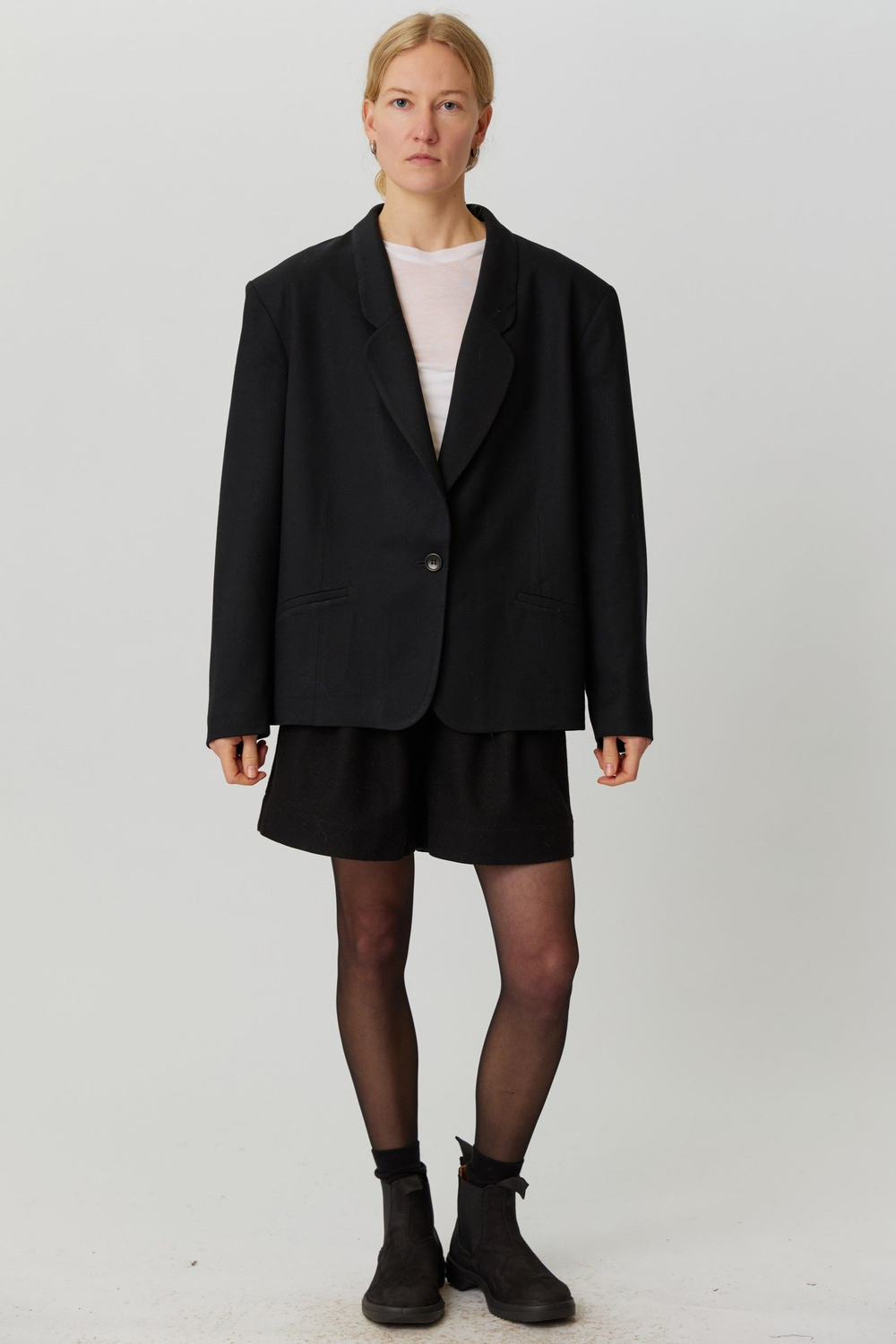 Объемный винтажный жакет на завязках