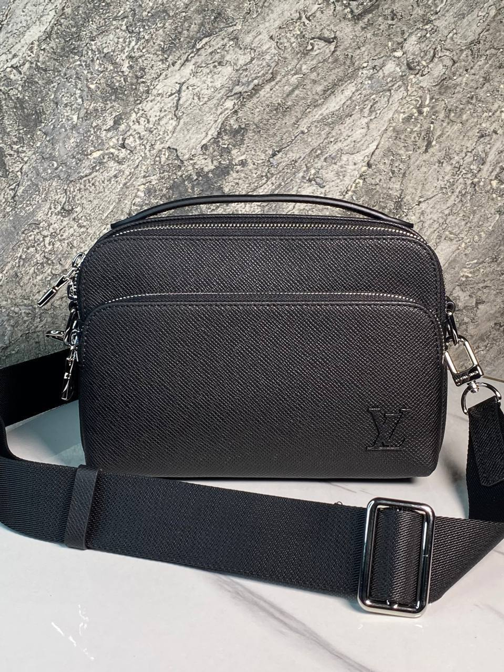Сумка-мессенджер Louis Vuitton, арт. 462040124