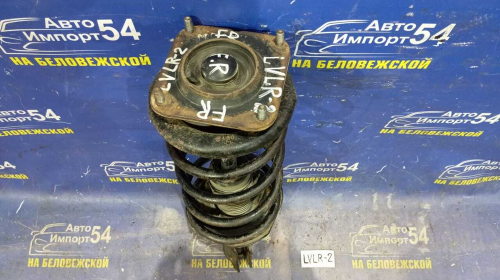 Стойка передняя правая MAZDA MPV 1996