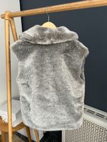 Жилет из искусственного меха Lapin House, 140