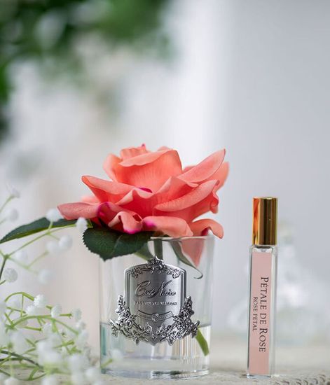 Персиковая роза ароматизированная в прозрачной вазе, Cote Noire