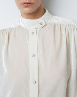 Комплект: блуза и брюки из шелкового бархата молочный