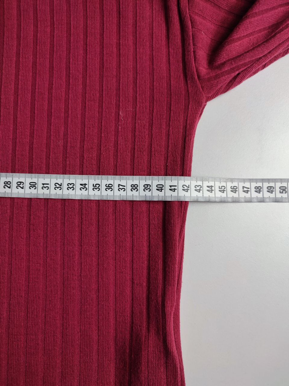 Джемпер Terranova красивого цвета 42 размер