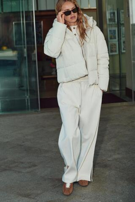 ZARA СТЕГАНЫЙ АНОРАК WATER AND WIND PROTECTION С КАПЮШОНОМ, ЭКРЮ