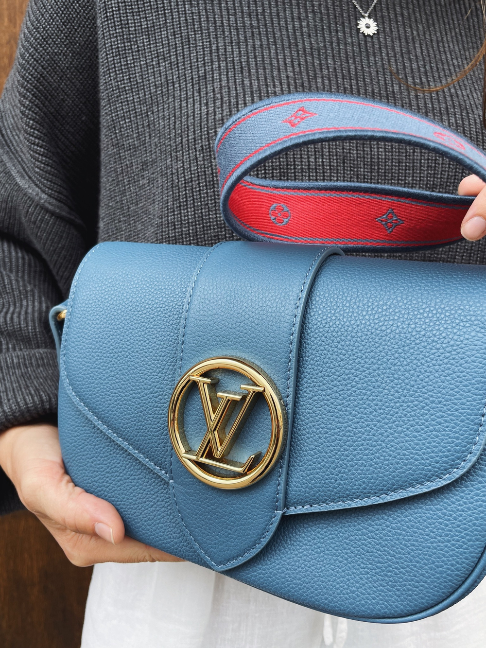 Louis Vuitton Pont 9 Soft