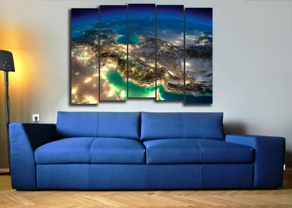 Модульная картина "Ночная Земля из космоса"