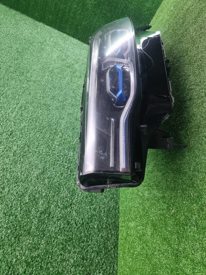 Фара левая BMW X7 G07 (2019-2022) Laser Light