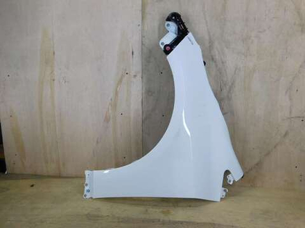крыло переднее левое Toyota Corolla Sport NRE210 ZWE211