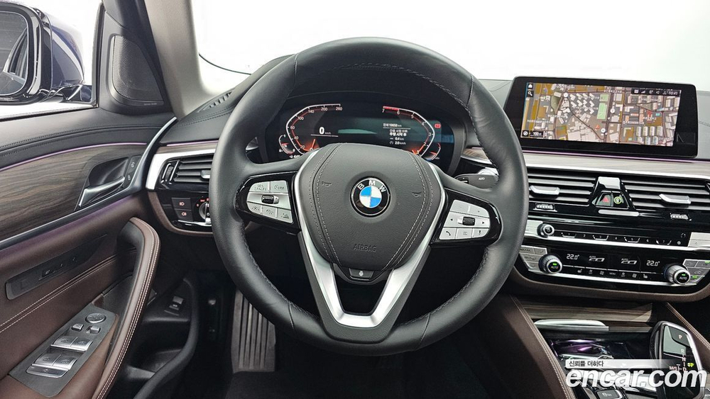 BMW 5 Series (G30) 520i Luxury (05.2020)