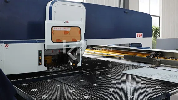 Револьверный координатно-пробивной пресс Dardontech D-T30