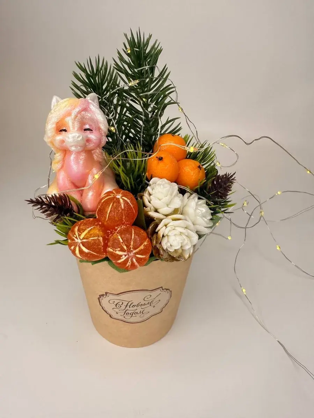 Букет мини из мыла с символом 2026 года лошадью