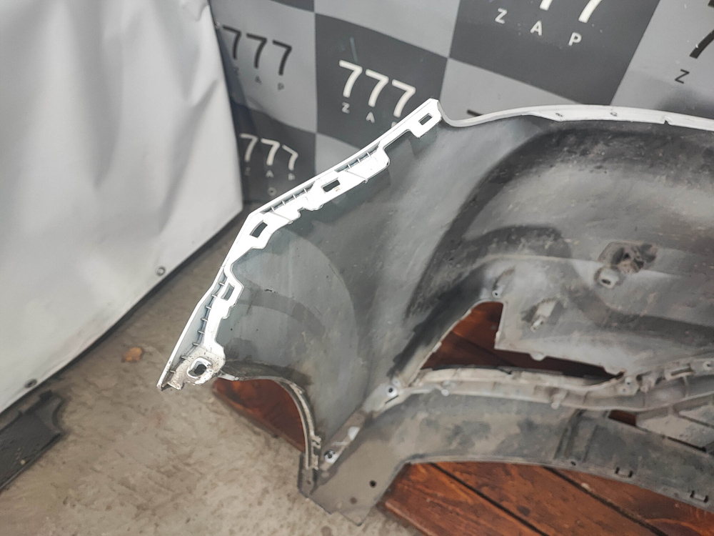 Бампер передний + юбка Kia Carnival 4 20-нв Б/У Оригинал 86511R0000