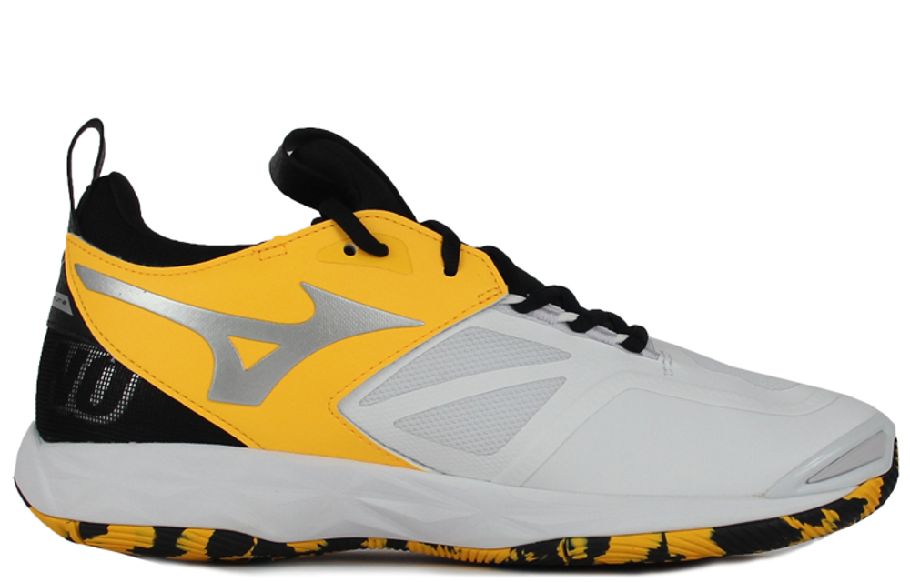 Mizuno Wave Momentum 2 "White Yellow"