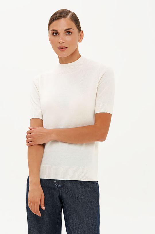 23436 Джемпер женский (молочный)