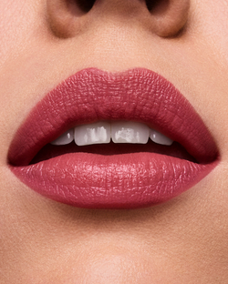 Estee Lauder Pure Color Creme Lipstick - Кремовая помада для губ оттенок Powerful, 3 g