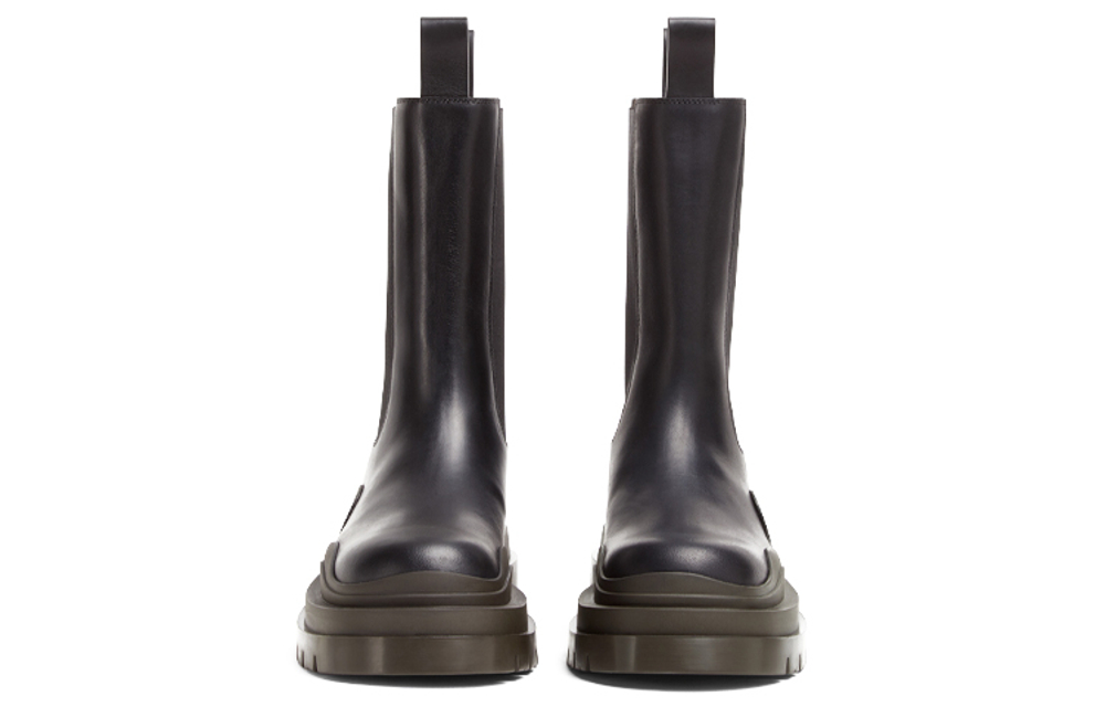 Bottega Veneta Tire Chelsea BV Top Grain Cow Leather Crew Chelsea Boots Women"s Black Brown