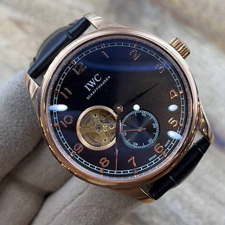 Часы IWC