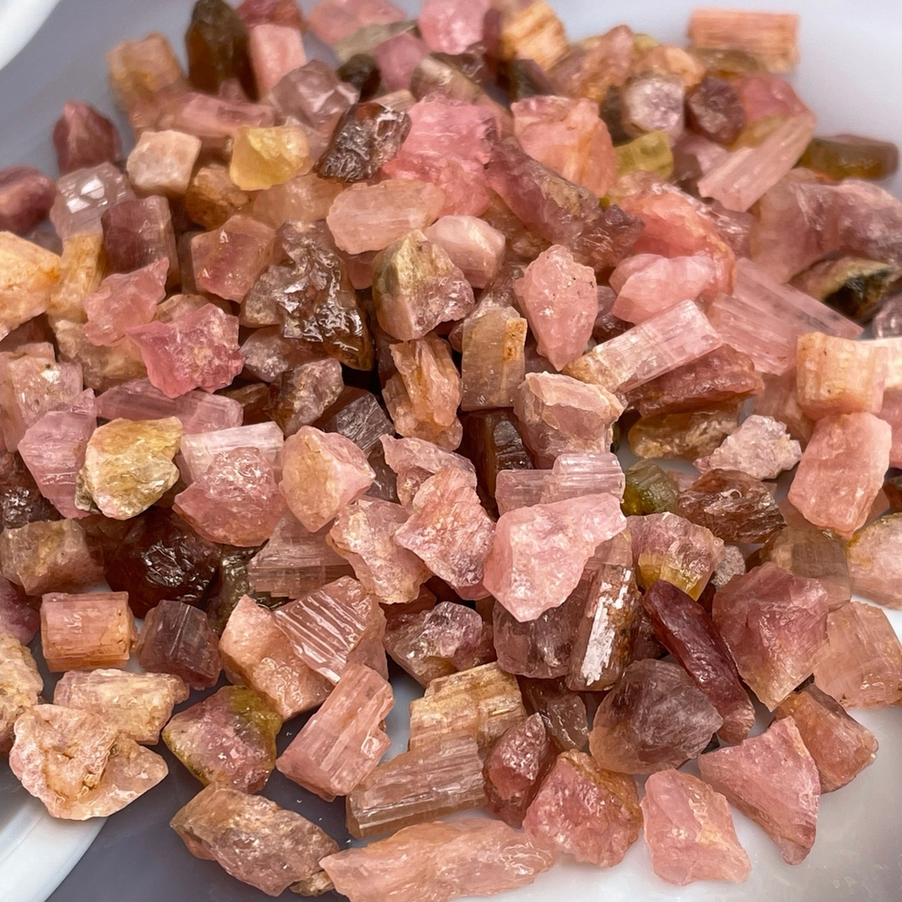 34267 Турмалин Кристалл необработанный 8-12мм