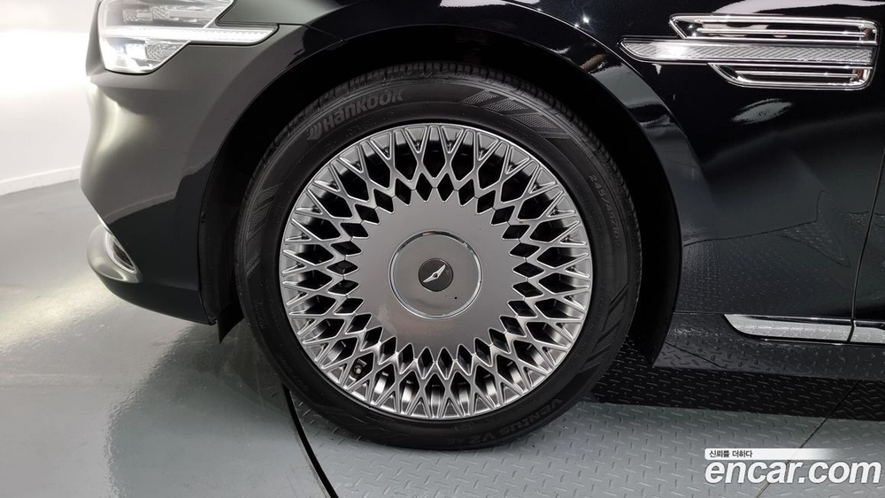 Genesis G90 3.8 AWD (04.2020)