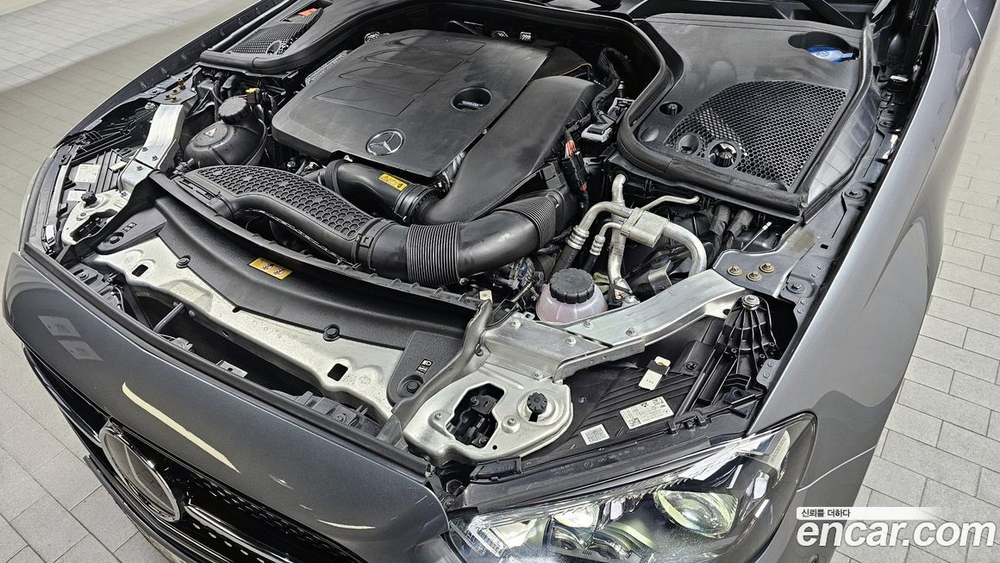 Mercedes-Benz E-Class W213 E350 4MATIC AMG Line (11.2020)