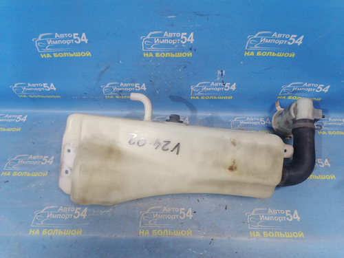 Бачок омывателя MITSUBISHI PAJERO 1994