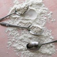 Альбумин, савоярди, катаифи, рисовая мука, дрожжи, разрыхлитель и др.