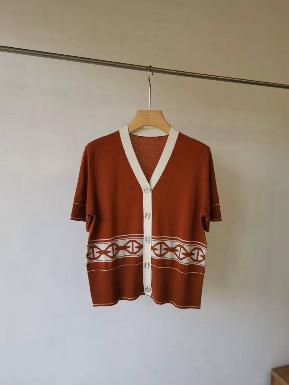 Поло Hermes