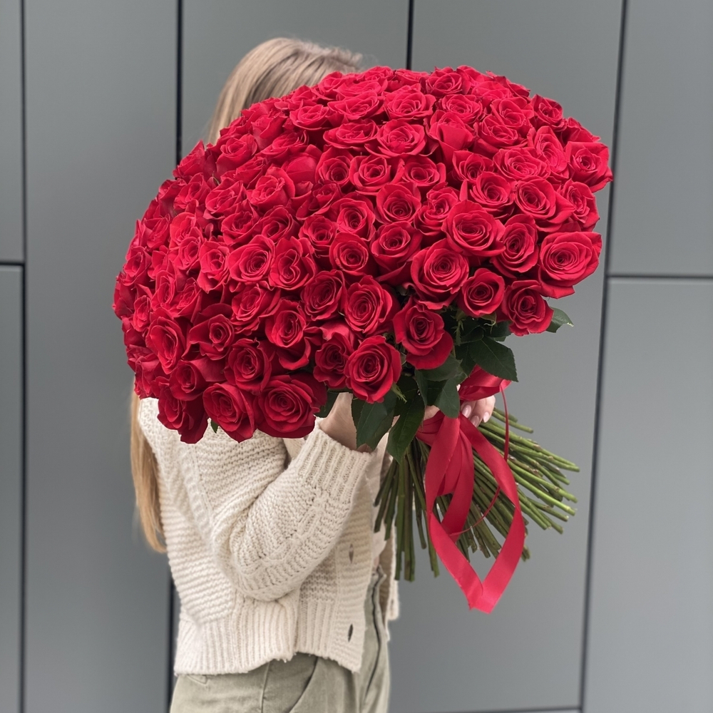 Букет из 101 красной розы "Love Flame"