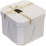Коробка подарочная «Близкому человеку» 21*21*16 см, белый