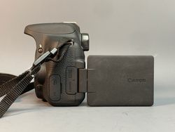 Canon EOS 750D 3.100 кадров