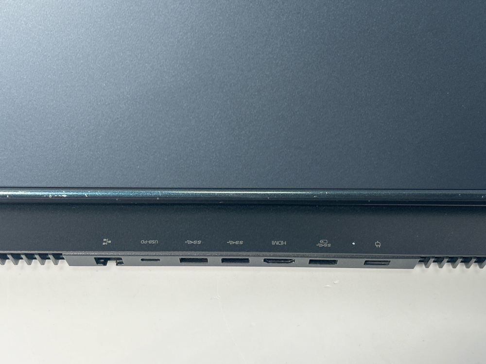 Ноутбук Lenovo Legion 5 15ACH6H (82JU005ERK) 15.6"/AMD Ryzen 7 5800H/RAM 16GB/SSD 1024GB/GeForce RTX 3070 8GB/1920*1080/IPS 165Hz/DOS/Подсветка кл-ры: LED/черный. Состояние: C1