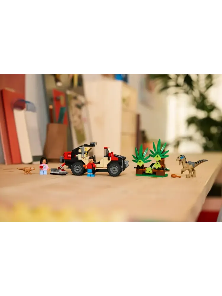 Конструктор Jurassic World 76972 Побег по бездорожью