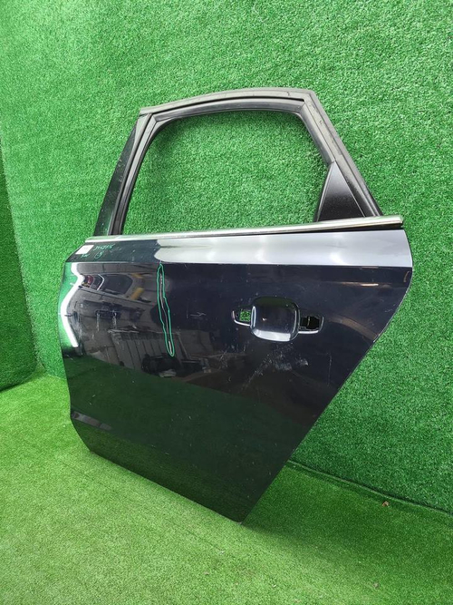 Дверь задняя левая Audi A8 3 D4 (2009-2017)