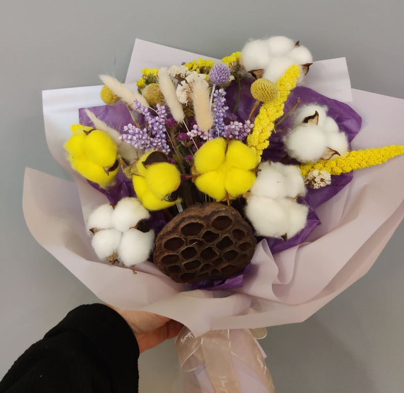 Букет из сухоцветов "Яркие краски" Букет из сухоцветов "Яркие краски"