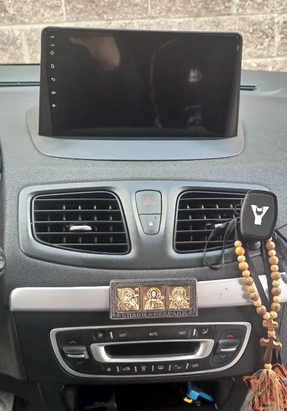 Магнитола для Renault Megane 3 2009-2017 - Vaycar VA63-0145 на Android 13, 8-ядер, 2Гб-32Гб, 4G SIM-слот