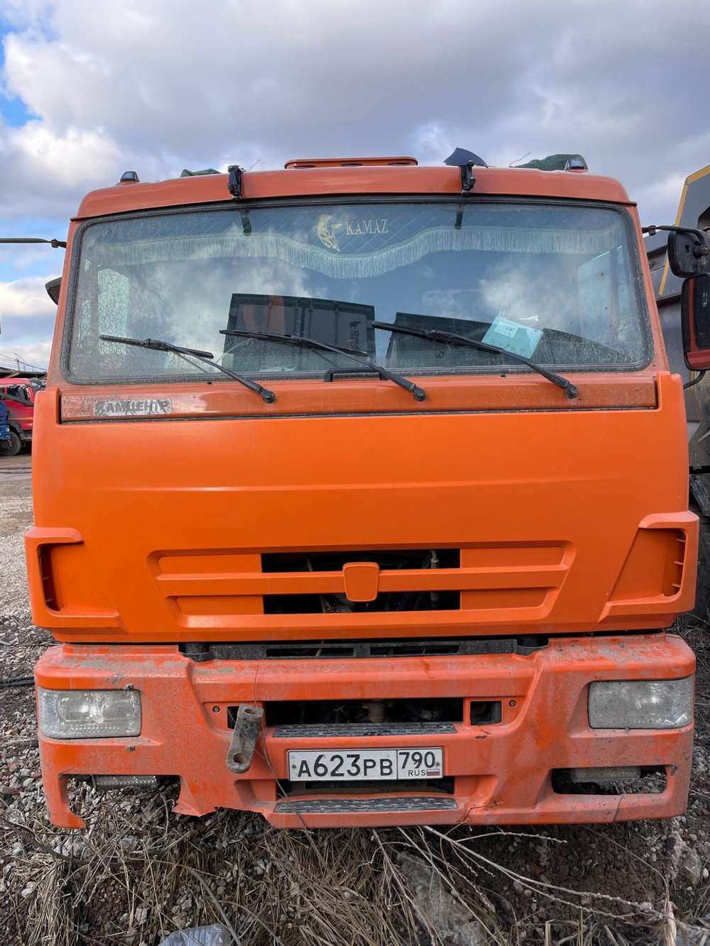 КамАЗ 6520 6x4 Самосвал 6520-53 (Дизельный, 11,8 л, 400 л.с., МТ)