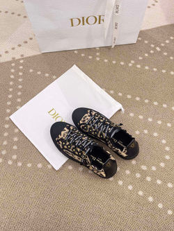 Christian Dior Walk'n'Dior Sneaker