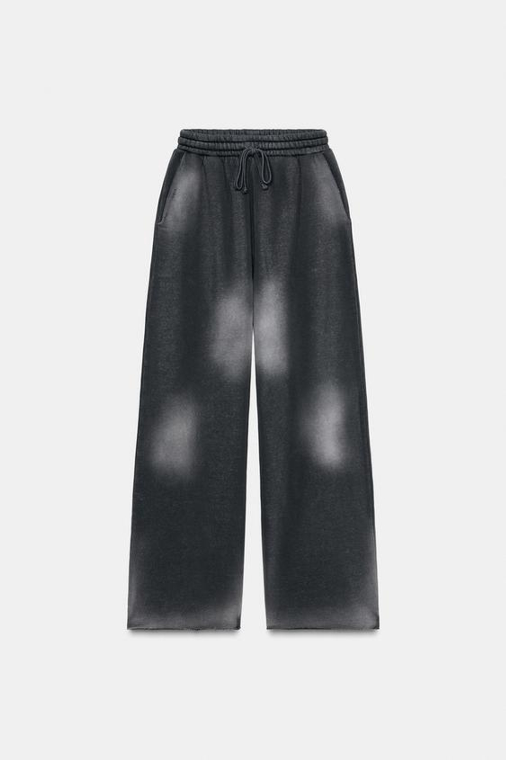 ZARA БРЮКИ ИЗ МЯГКОЙ ТКАНИ С ЭФФЕКТОМ ПОТЕРТОСТИ И ДЫРАМИ, ЧЕРНЫЙ