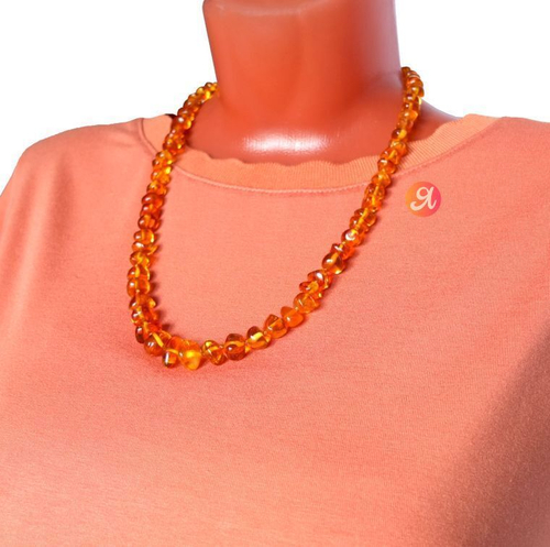 Нежные бусы из янтаря мятый шар 9 мм (5910)