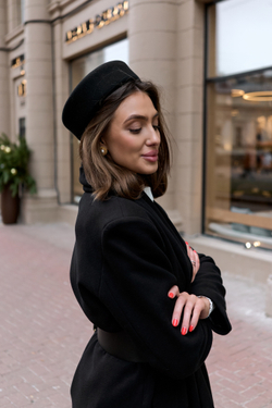 Таблетка в черном цвете