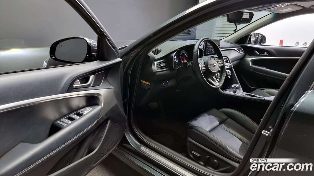 Genesis G70 2.0T AWD (06.2020)