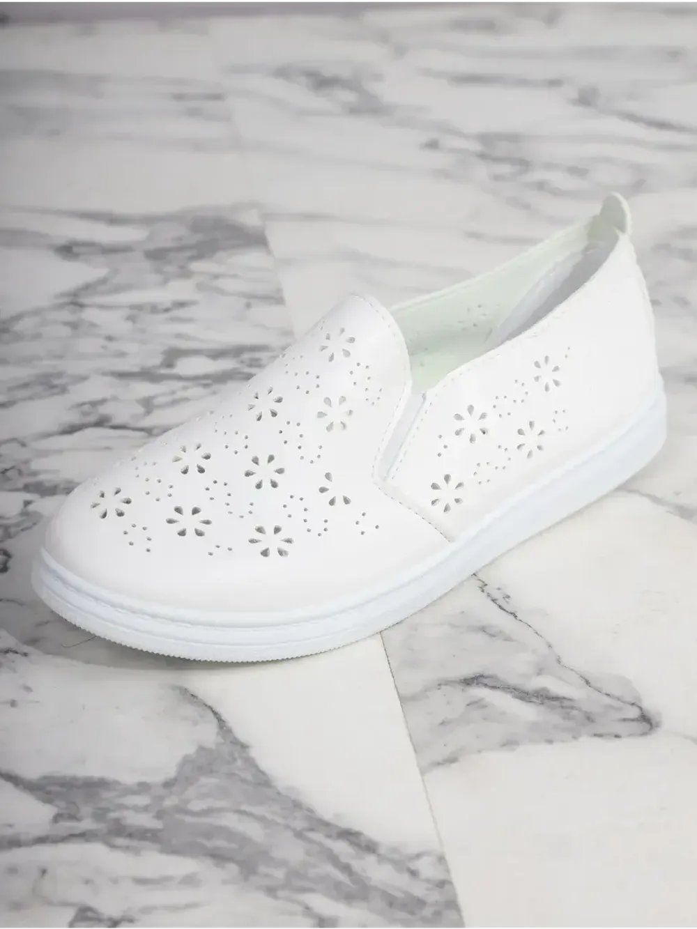 Мокасины летние с перфорацией