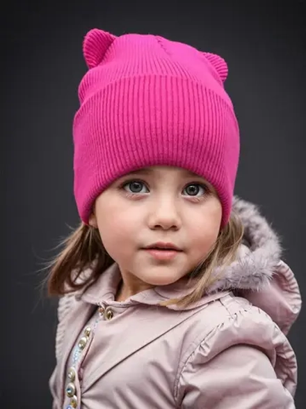 Шапка для девочки с ушками осенняя
