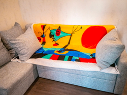 Плед "Миро", по мотивам литографии, созданной на камне каталонским художником сюрреалистом Жоаном Миро