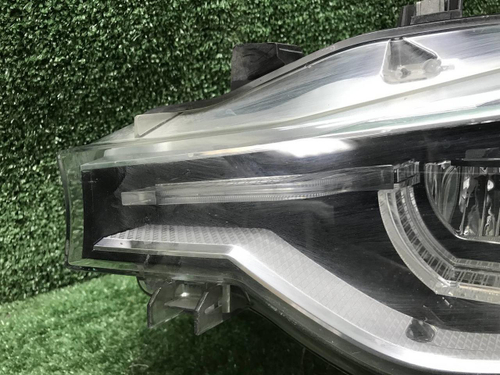 Битая Фара левая BMW 3er F30 (2015-2020) LED