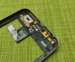 Infinix Smart 9 (X6532) - Средняя часть корпуса + Стекло  камеры + шлейфа Антенны + динамика + кнопка громкости (ORIG-SP)